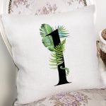 Beyaz Zemin Yaprak Motifli Siyah 1 Rakamı Özel Tasarım Dijital Baskılı Yastık Kırlent Kılıfı Realhomes