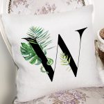 Beyaz Zemin Yaprak Motifli Siyah W Harfi Özel Tasarım Dijital Baskılı Yastık Kırlent Kılıfı Realhomes