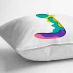 - Rh-K9507-Gorsel3 - Realhomes Beyaz Zemin Renkli J Harfli Özel Tasarım Dijital Baskılı Yastık Kırlent Kılıfı Realhomes