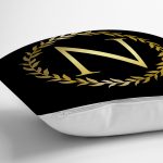 - Rh-K9574-Gorsel3 - Realhomes Siyah Zemin Gold Yaprak Çerçeveli N Harfi Özel Tasarım Dijital Baskılı Yastık Kırlent Kılıfı Realhomes