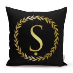 - Rh-K9581-Gorsel1 - Realhomes Siyah Zemin Gold Yaprak Çerçeveli Ş Harfi Özel Tasarım Dijital Baskılı Yastık Kırlent Kılıfı Realhomes
