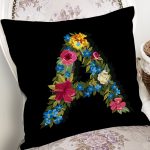 Siyah Zemin Renkli Gül Temalı A Harfi Özel Tasarım Dijital Baskılı Yastık Kırlent Kılıfı Realhomes