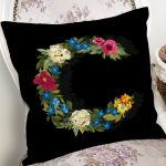 Siyah Zemin Renkli Gül Temalı C Harfi Özel Tasarım Dijital Baskılı Yastık Kırlent Kılıfı Realhomes
