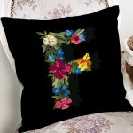 Siyah Zemin Renkli Gül Temalı F Harfi Özel Tasarım Dijital Baskılı Yastık Kırlent Kılıfı Realhomes