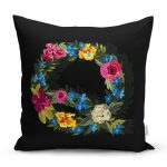 Siyah Zemin Renkli Gül Temalı Q Harfi Özel Tasarım Dijital Baskılı Yastık Kırlent Kılıfı Realhomes