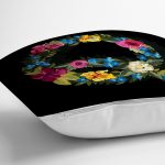 Siyah Zemin Renkli Gül Temalı Q Harfi Özel Tasarım Dijital Baskılı Yastık Kırlent Kılıfı Realhomes