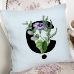 Mavi Zemin Çiçek Desenli Siyah Ç Harfi Özel Tasarım Dijital Baskılı Yastık Kırlent Kılıfı Realhomes