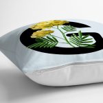 - Rh-K9630-Gorsel3 - Realhomes  Mavi Zemin Çiçek Desenli Siyah G Harfi Özel Tasarım Dijital Baskılı Yastık Kırlent Kılıfı Realhomes