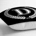 - Rh-K9659-Gorsel3 - Realhomes Siyah Beyaz Çelenkli D Harfi Özel Tasarım Dijital Baskılı Yastık Kırlent Kılıfı Realhomes