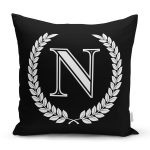 - Rh-K9670-Gorsel1 - Realhomes Siyah Beyaz Çelenkli N Harfi Özel Tasarım Dijital Baskılı Yastık Kırlent Kılıfı Realhomes