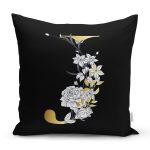 - Rh-K9698-Gorsel1 - Realhomes Siyah Zemin Beyaz Gül Motifli Gold J Harfi Özel Tasarım Dijital Baskılı Yastık Kırlent Kılıfı Realhomes