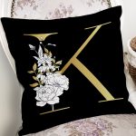 Siyah Zemin Beyaz Gül Motifli Gold K Harfi Özel Tasarım Dijital Baskılı Yastık Kırlent Kılıfı Realhomes