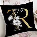 Siyah Zemin Beyaz Gül Motifli Gold R Harfi Özel Tasarım Dijital Baskılı Yastık Kırlent Kılıfı Realhomes