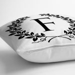 - Rh-K9725-Gorsel3 - Realhomes Siyah Beyaz Çelenkli F Harfi Özel Tasarım Dijital Baskılı Yastık Kırlent Kılıfı Realhomes
