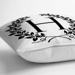Siyah Beyaz Çelenkli H Harfi Özel Tasarım Dijital Baskılı Yastık Kırlent Kılıfı Realhomes