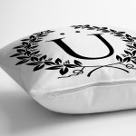 - Rh-K9744-Gorsel3 - Realhomes  Siyah Beyaz Çelenkli Ü Harfi Özel Tasarım Dijital Baskılı Yastık Kırlent Kılıfı Realhomes
