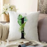 - Sonil-K9445-Gorsel1 - Realhomes Beyaz Zemin Yaprak Motifli Siyah 1 Rakamı Özel Tasarım Dijital Baskılı Raşel Kadife Yastık Kırlent Kılıfı Realhomes