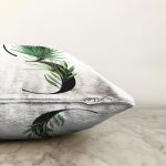 Beyaz Zemin Yaprak Motifli Siyah 3 Rakamı Özel Tasarım Dijital Baskılı Raşel Kadife Yastık Kırlent Kılıfı Realhomes