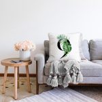 - Sonil-K9453-Gorsel2 - Realhomes Beyaz Zemin Yaprak Motifli Siyah 9 Rakamı Özel Tasarım Dijital Baskılı Raşel Kadife Yastık Kırlent Kılıfı Realhomes