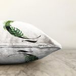 - Sonil-K9457-Gorsel3 - Realhomes Beyaz Zemin Yaprak Motifli Siyah Ç Harfi Özel Tasarım Dijital Baskılı Raşel Kadife Yastık Kırlent Kılıfı Realhomes