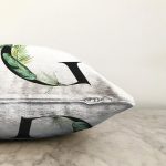 Beyaz Zemin Yaprak Motifli Siyah G Harfi Özel Tasarım Dijital Baskılı Raşel Kadife Yastık Kırlent Kılıfı Realhomes