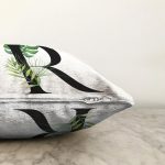 Beyaz Zemin Yaprak Motifli Siyah RHarfi Özel Tasarım Dijital Baskılı Raşel Kadife Yastık Kırlent Kılıfı Realhomes