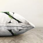 Beyaz Zemin Yaprak Motifli Siyah X Harfi Özel Tasarım Dijital Baskılı Raşel Kadife Yastık Kırlent Kılıfı Realhomes