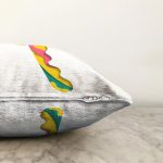 - Sonil-K9487-Gorsel3 - Realhomes Beyaz Zemin Renkli 1 Rakamlı Özel Tasarım Dijital Baskılı Raşel Kadife Yastık Kırlent Kılıfı Realhomes