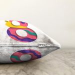 - Sonil-K9494-Gorsel3 - Realhomes Beyaz Zemin Renkli 8 Rakamlı Özel Tasarım Dijital Baskılı Raşel Kadife Yastık Kırlent Kılıfı Realhomes