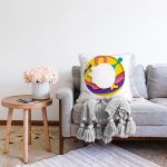 - Sonil-K9512-Gorsel2 - Realhomes Beyaz Zemin Renkli O Harfli Özel Tasarım Dijital Baskılı Raşel Kadife Yastık Kırlent Kılıfı Realhomes