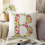 Beyaz Zemin Yaprak Temalı B Harfi Özel Tasarım Dijital Baskılı Raşel Kadife Yastık Kırlent Kılıfı Realhomes