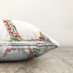 - Sonil-K9541-Gorsel3 - Realhomes Beyaz Zemin Yaprak Temalı L Harfi Özel Tasarım Dijital Baskılı Raşel Kadife Yastık Kırlent Kılıfı Realhomes