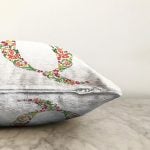 Beyaz Zemin Yaprak Temalı Q Harfi Özel Tasarım Dijital Baskılı Raşel Kadife Yastık Kırlent Kılıfı Realhomes