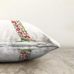 Beyaz Zemin Yaprak Temalı T Harfi Özel Tasarım Dijital Baskılı Raşel Kadife Yastık Kırlent Kılıfı Realhomes