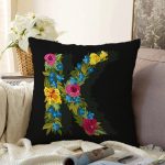 - Sonil-K9603-Gorsel1 - Realhomes  Siyah Zemin Renkli Gül Temalı K Harfi Özel Tasarım Dijital Baskılı Raşel Kadife Yastık Kırlent Kılıfı Realhomes