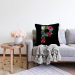Siyah Zemin Renkli Gül Temalı P Harfi Özel Tasarım Dijital Baskılı Raşel Kadife Yastık Kırlent Kılıfı Realhomes