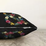 Siyah Zemin Renkli Gül Temalı & Harfi Özel Tasarım Dijital Baskılı Raşel Kadife Yastık Kırlent Kılıfı Realhomes