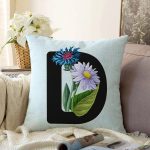 Mavi Zemin Çiçek Desenli Siyah D Harfi Özel Tasarım Dijital Baskılı Raşel Kadife Yastık Kırlent Kılıfı Realhomes