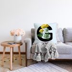 Mavi Zemin Çiçek Desenli Siyah G Harfi Özel Tasarım Dijital Baskılı Raşel Kadife Yastık Kırlent Kılıfı Realhomes