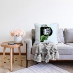 Mavi Zemin Çiçek Desenli Siyah P Harfi Özel Tasarım Dijital Baskılı Raşel Kadife Yastık Kırlent Kılıfı Realhomes