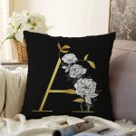 - Sonil-K9687-Gorsel1 - Realhomes  Siyah Zemin Beyaz Gül Motifli Gold A Harfi Özel Tasarım Dijital Baskılı Raşel Kadife Yastık Kırlent Kılıfı Realhomes