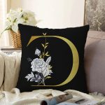 Siyah Zemin Beyaz Gül Motifli Gold D Harfi Özel Tasarım Dijital Baskılı Raşel Kadife Yastık Kırlent Kılıfı Realhomes