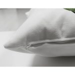 - Suet-K9456-Gorsel3 - Realhomes Beyaz Zemin Yaprak Motifli Siyah C Harfi Özel Tasarım Modern Suet Yastık Kırlent Kılıfı Realhomes