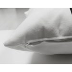 - Suet-K9481-Gorsel3 - Realhomes Beyaz Zemin Yaprak Motifli Siyah W Harfi Özel Tasarım Modern Suet Yastık Kırlent Kılıfı Realhomes