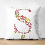 - Suet-K9550-Gorsel1 - Realhomes Beyaz Zemin Yaprak Temalı Ş Harfi Özel Tasarım Modern Suet Yastık Kırlent Kılıfı Realhomes