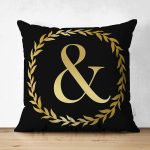 - Suet-K9590-Gorsel1 - Realhomes Siyah Zemin Gold Yaprak Çerçeveli & Harfi Özel Tasarım Modern Suet Yastık Kırlent Kılıfı Realhomes