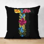 - Suet-K9614-Gorsel1 - Realhomes Siyah Zemin Renkli Gül Temalı T Harfi Özel Tasarım Modern Suet Yastık Kırlent Kılıfı Realhomes