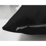 - Suet-K9614-Gorsel3 - Realhomes Siyah Zemin Renkli Gül Temalı T Harfi Özel Tasarım Modern Suet Yastık Kırlent Kılıfı Realhomes