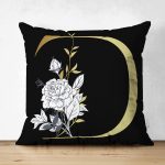 - Suet-K9691-Gorsel1 - Realhomes Siyah Zemin Beyaz Gül Motifli Gold D Harfi Özel Tasarım Modern Suet Yastık Kırlent Kılıfı Realhomes