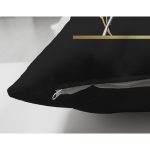 - Suet-K9695-Gorsel3 - Realhomes Siyah Zemin Beyaz Gül Motifli Gold H Harfi Özel Tasarım Modern Suet Yastık Kırlent Kılıfı Realhomes